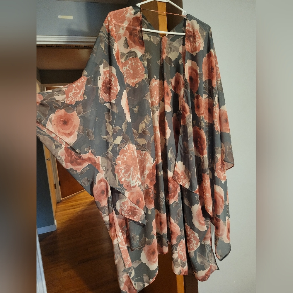Rose kimono